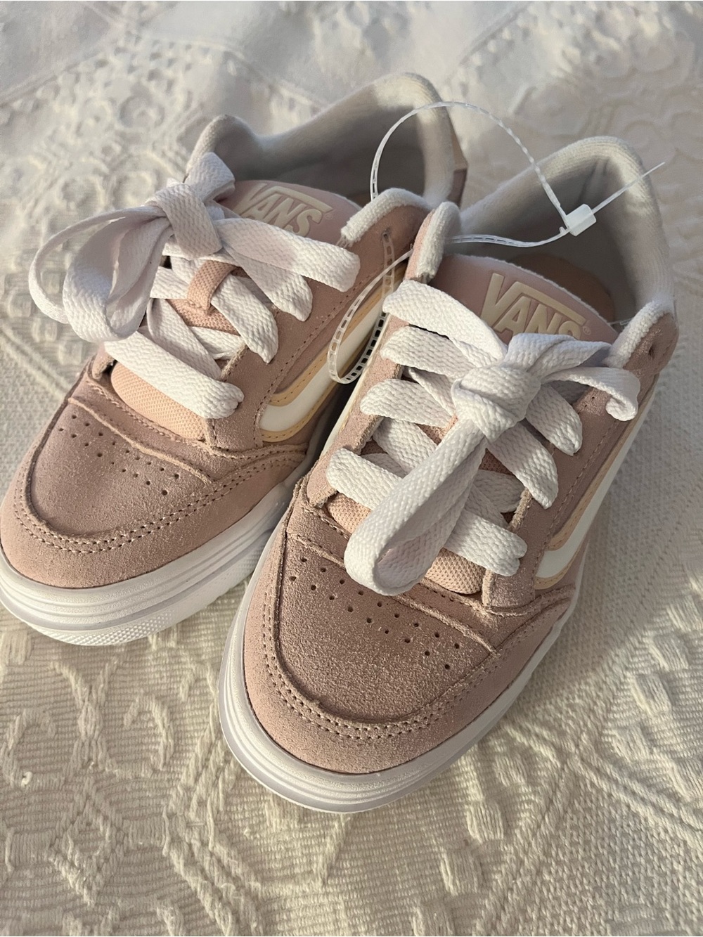 Vans old skool skateboarding light pink sneakers women’s size 5